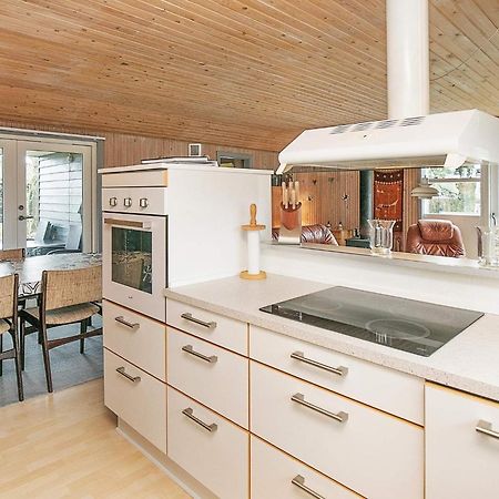 8 Person Holiday Home In Hesselager Esterno foto