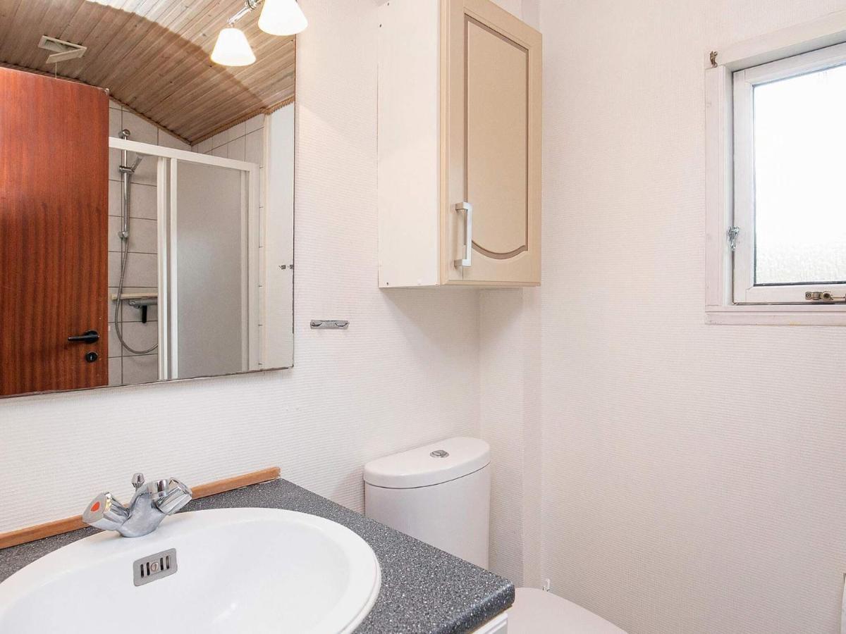 8 Person Holiday Home In Hesselager Esterno foto